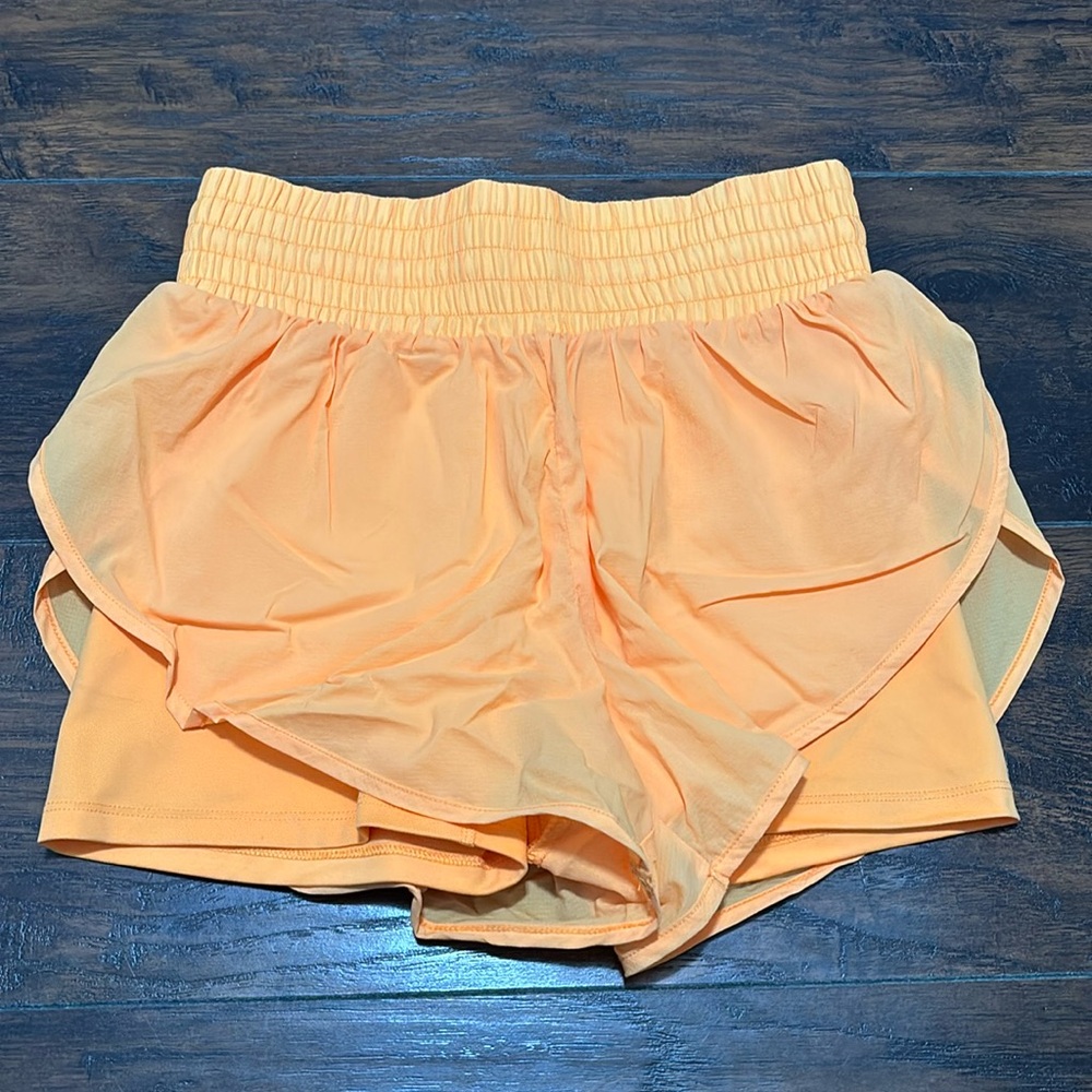 All in Motion orange bright shorts XS